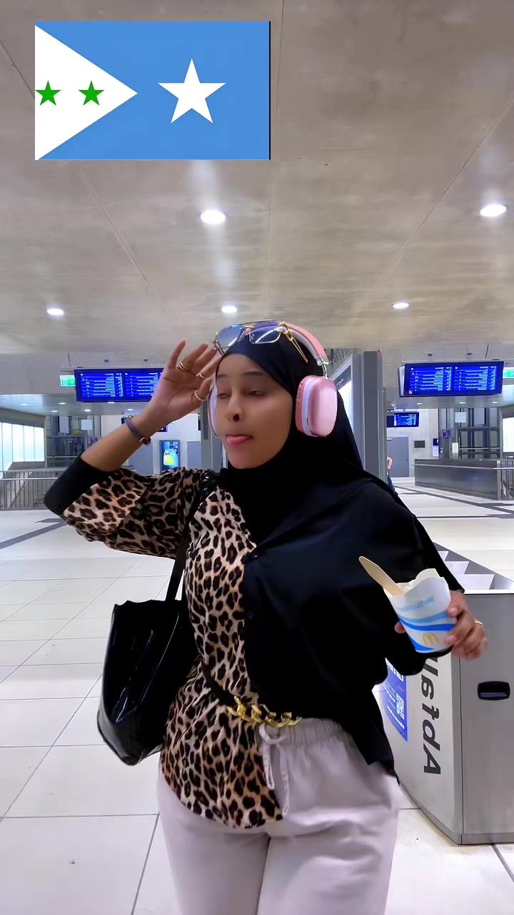 @👸Zuusu Ahmed Suraley🇸🇴🇩🇪
