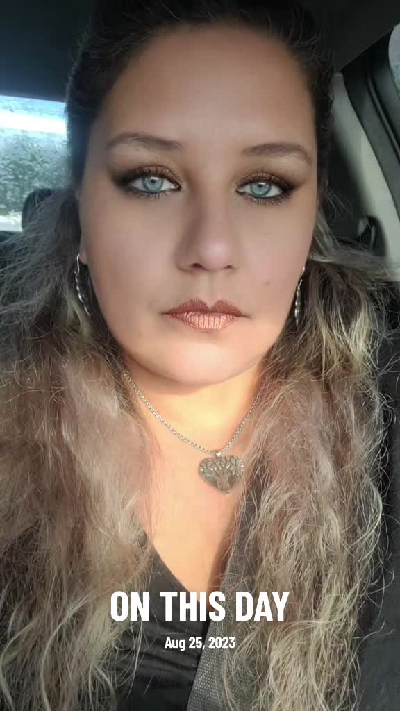 @SoniaBlue72