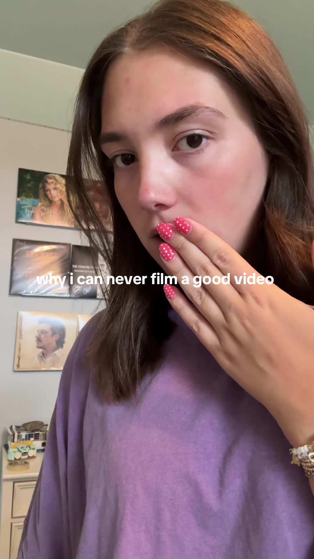 @bella!