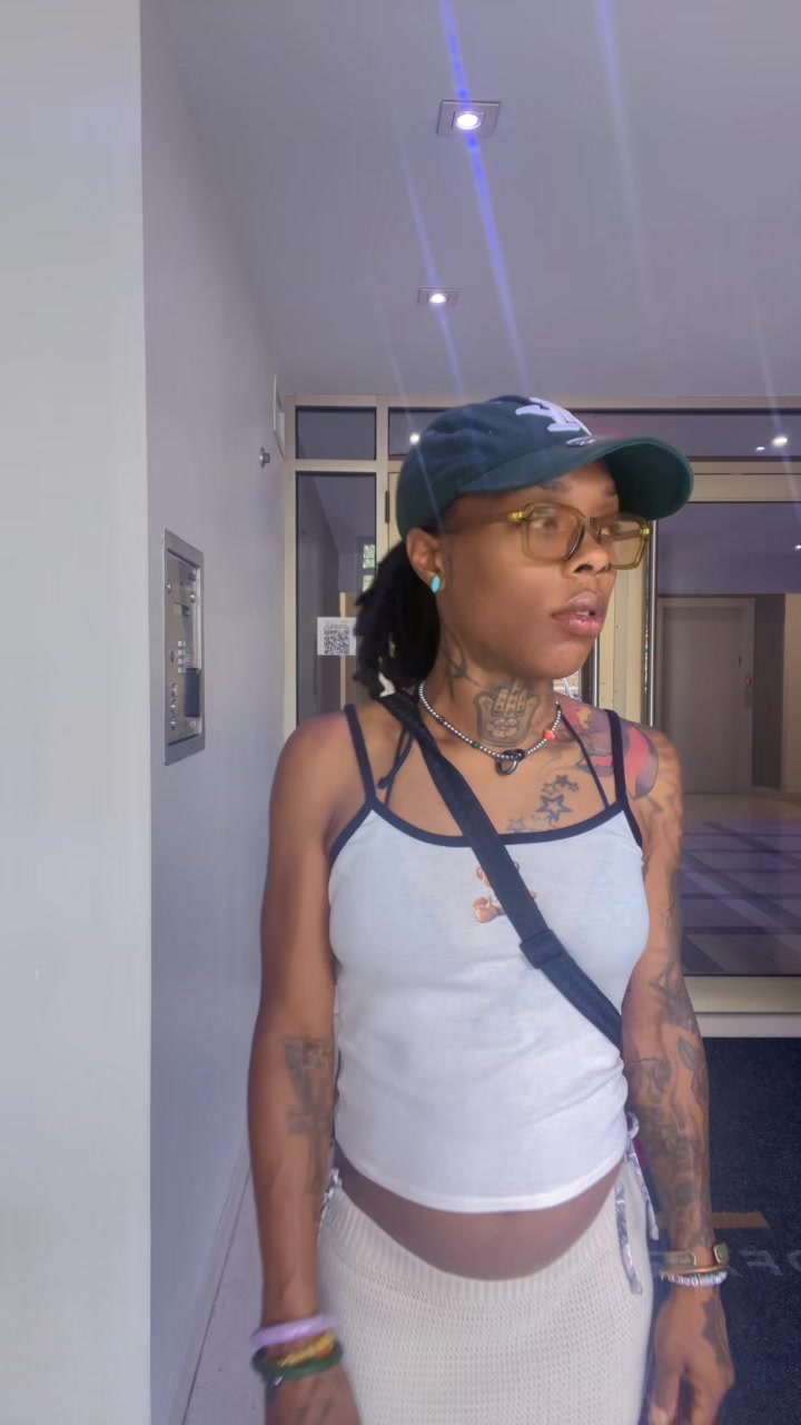 @MsStandonBizness369