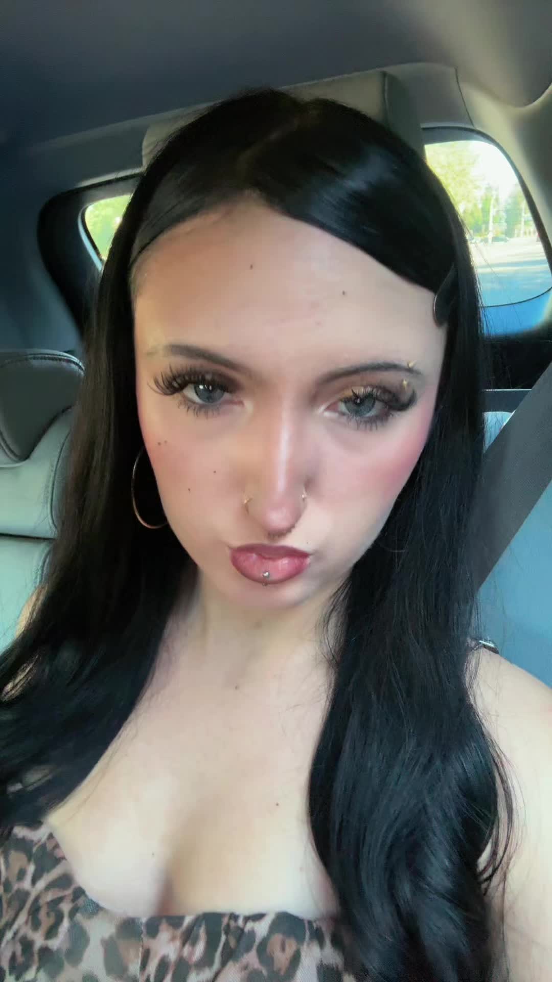 @yo
