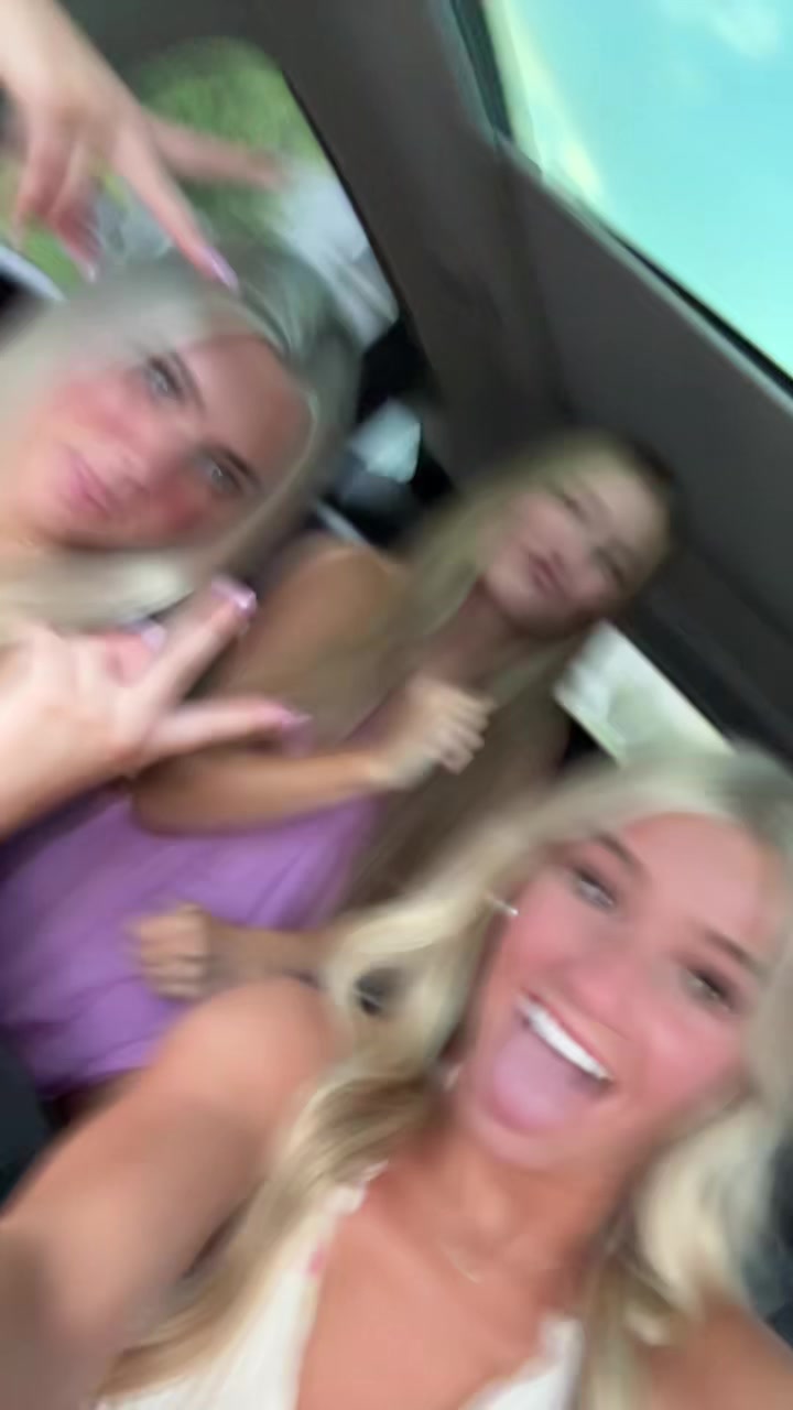 @Hiii