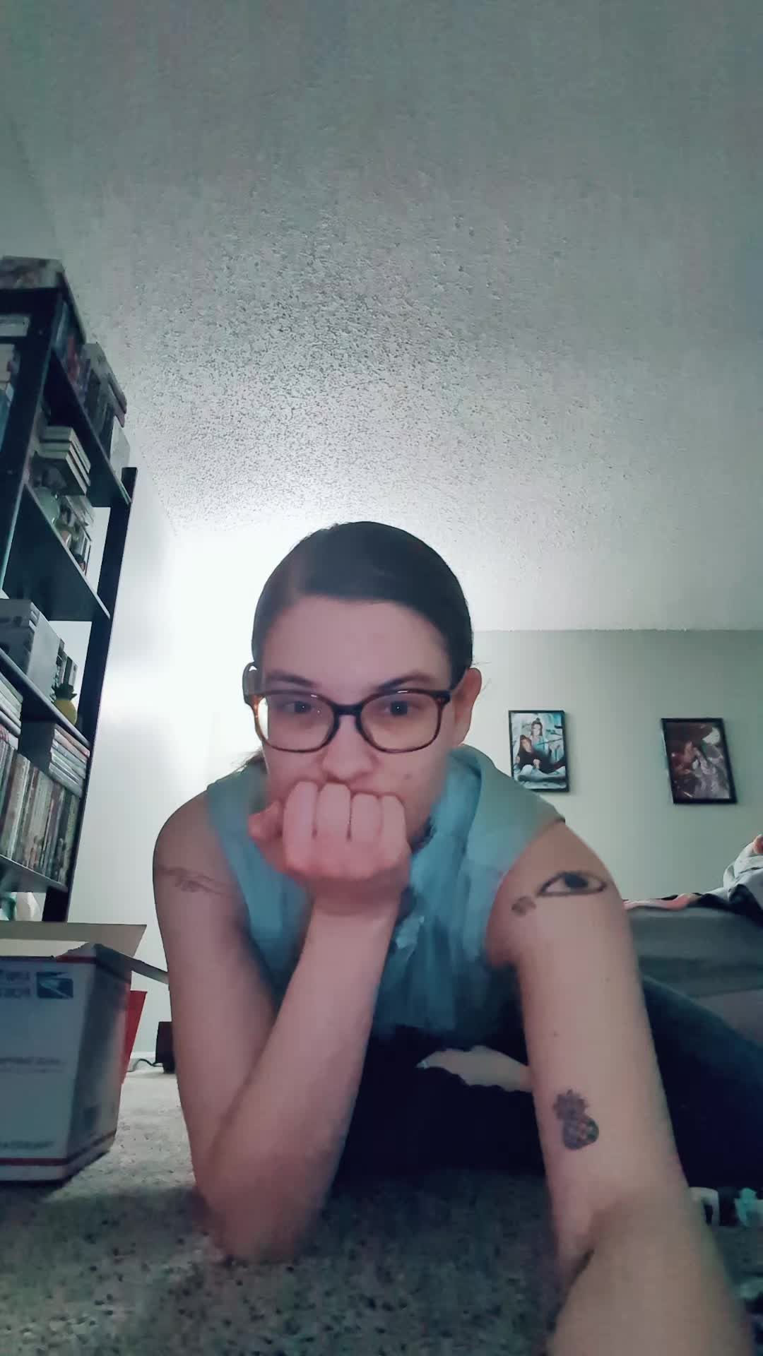 @pay_gorn_addict (yaoi lover)
