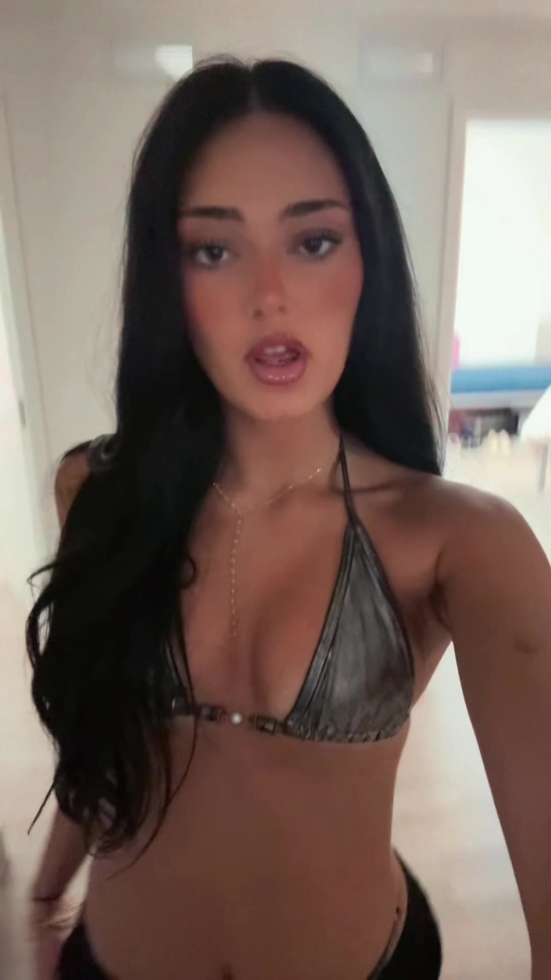 @Ashleee
