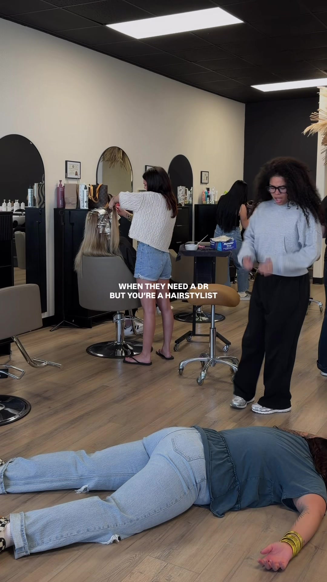 @The Mane Blonde Studio