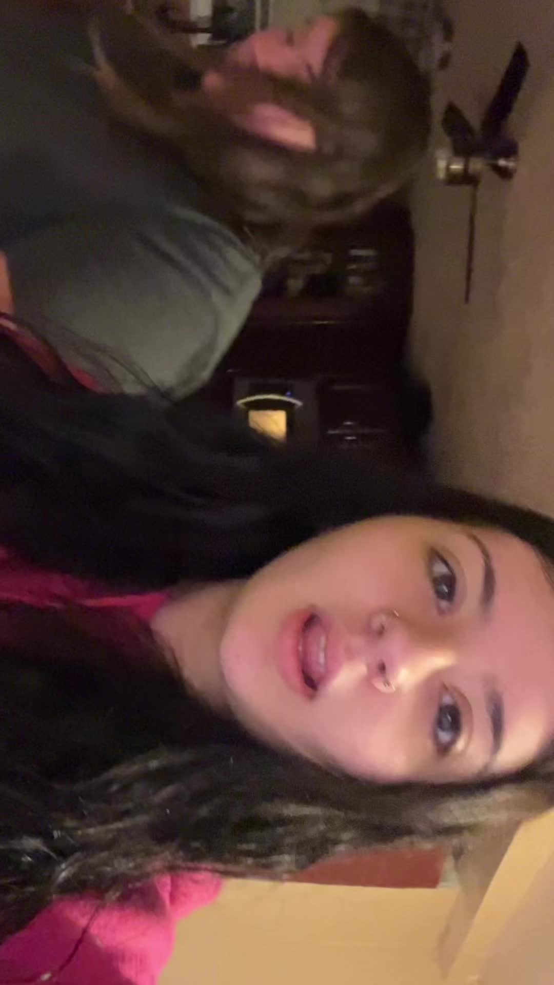 @️