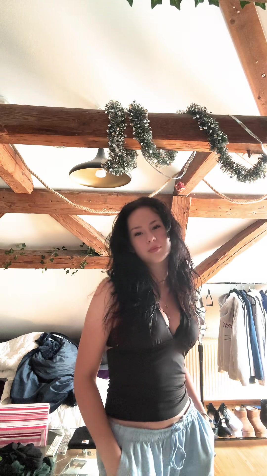 @aelyw
