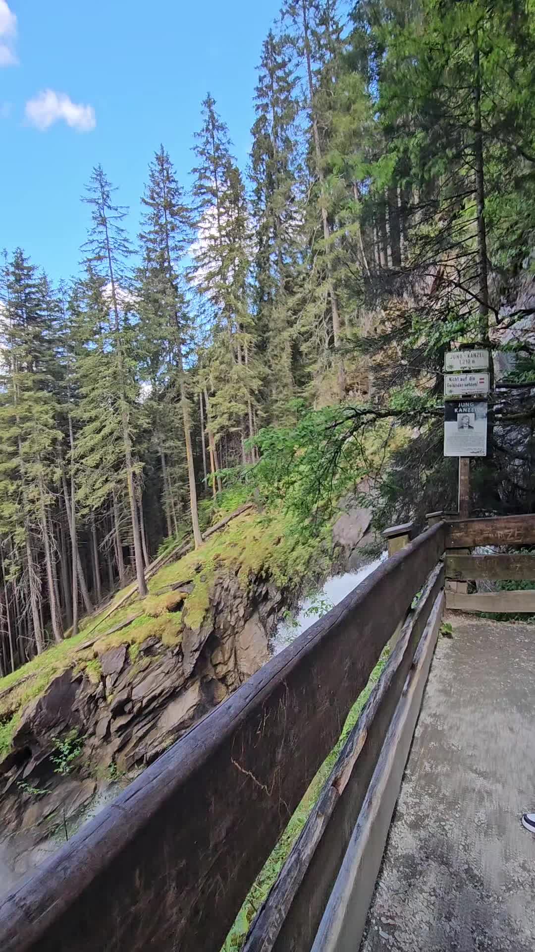 @K E R S T I N 🥾🌤⛰️🍀💯😘💃
