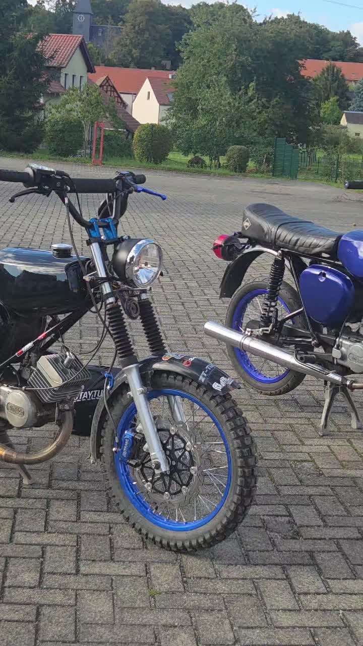 @Halbschalen_schonny