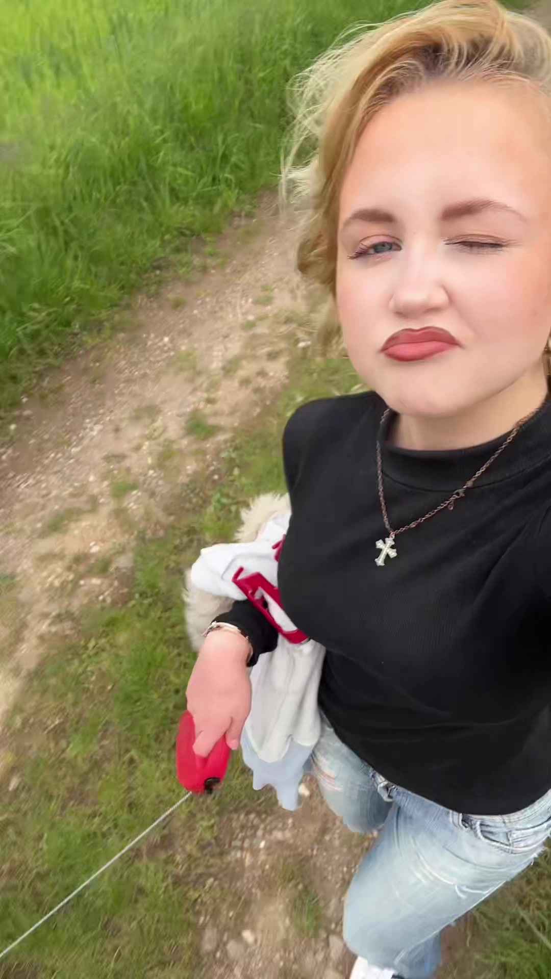 @𝓐𝓵𝓮𝓴𝓼𝓪