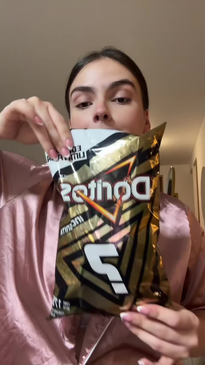 @Camila Echeverri
