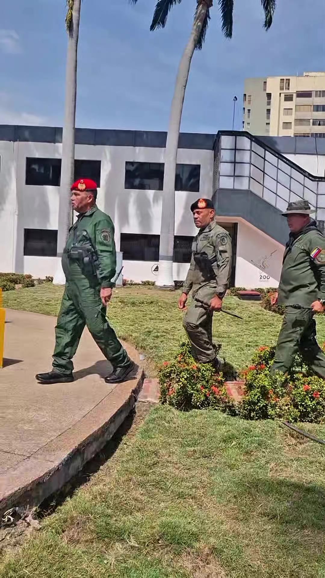 @EjercitoBolivariano