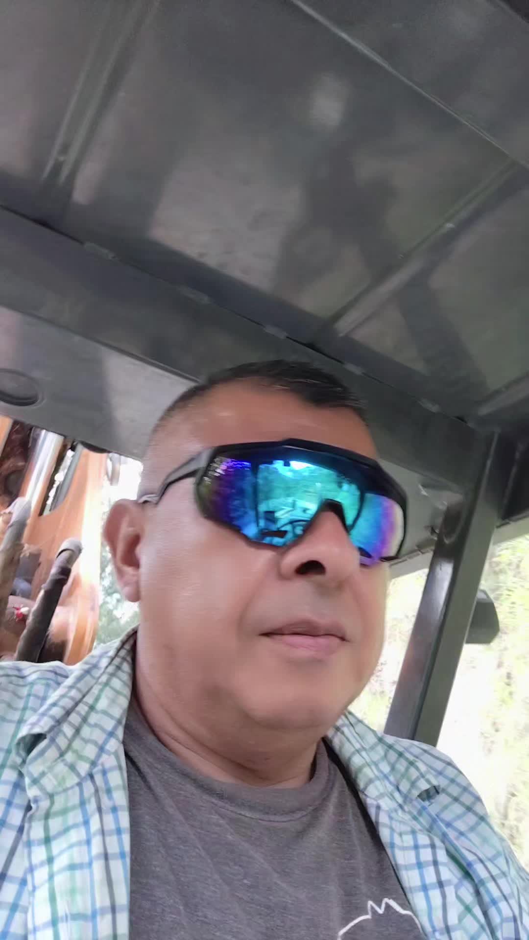 @Mex