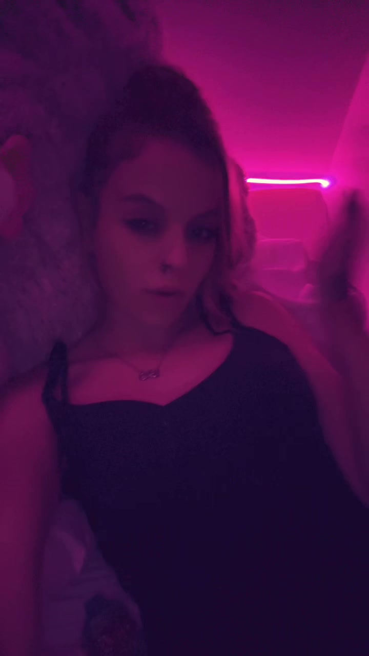 @𝒮𝒶𝓋𝒶𝓃𝒶𝒽 💘