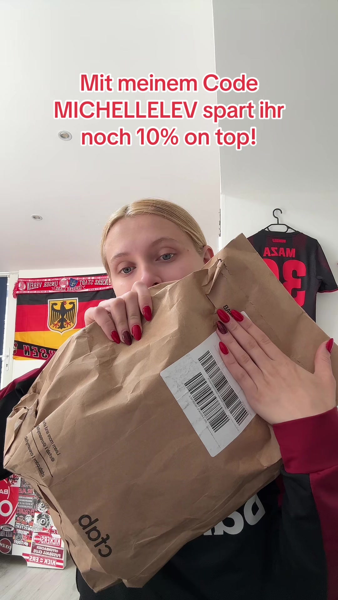 @Michelle⚫️🔴