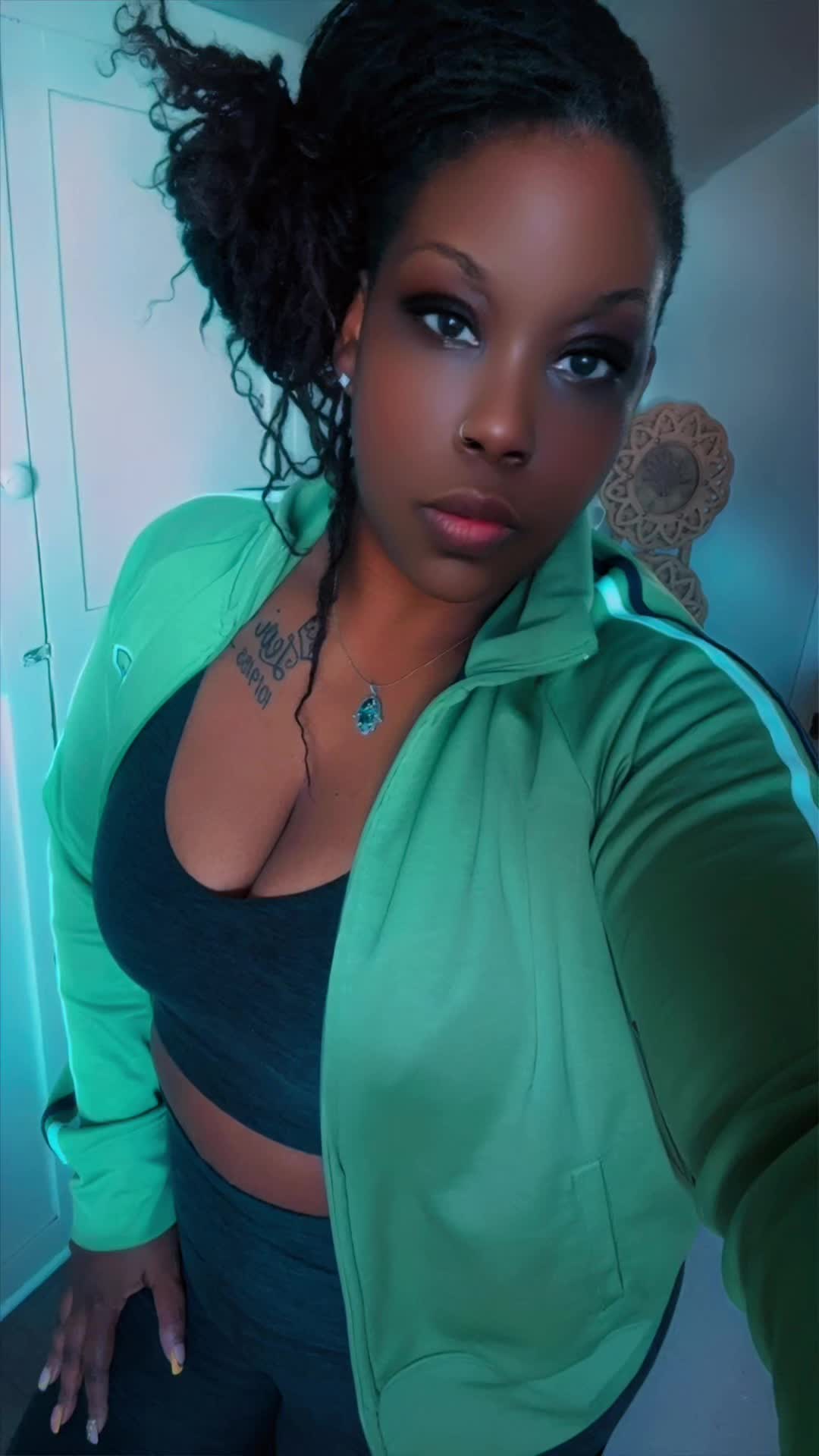 @Unapologetically_Mars