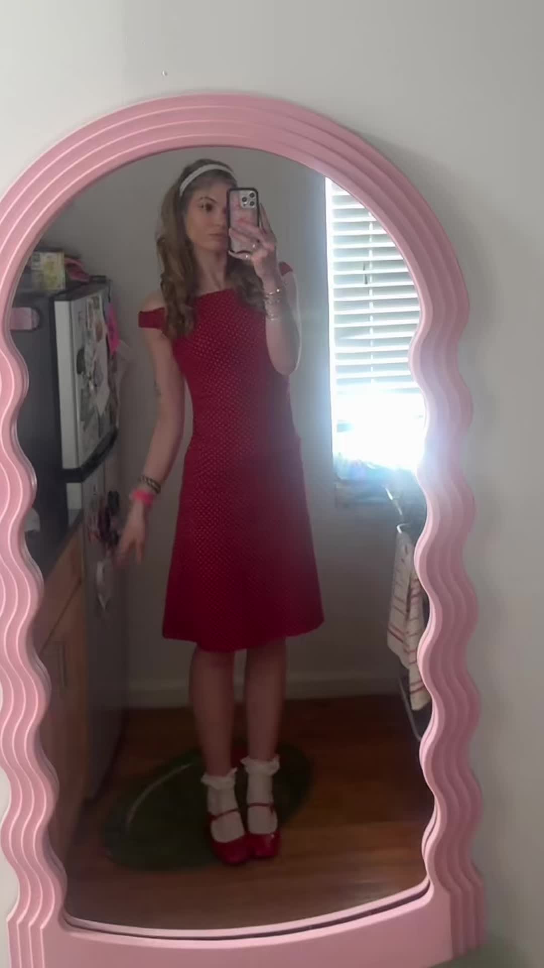@Bella