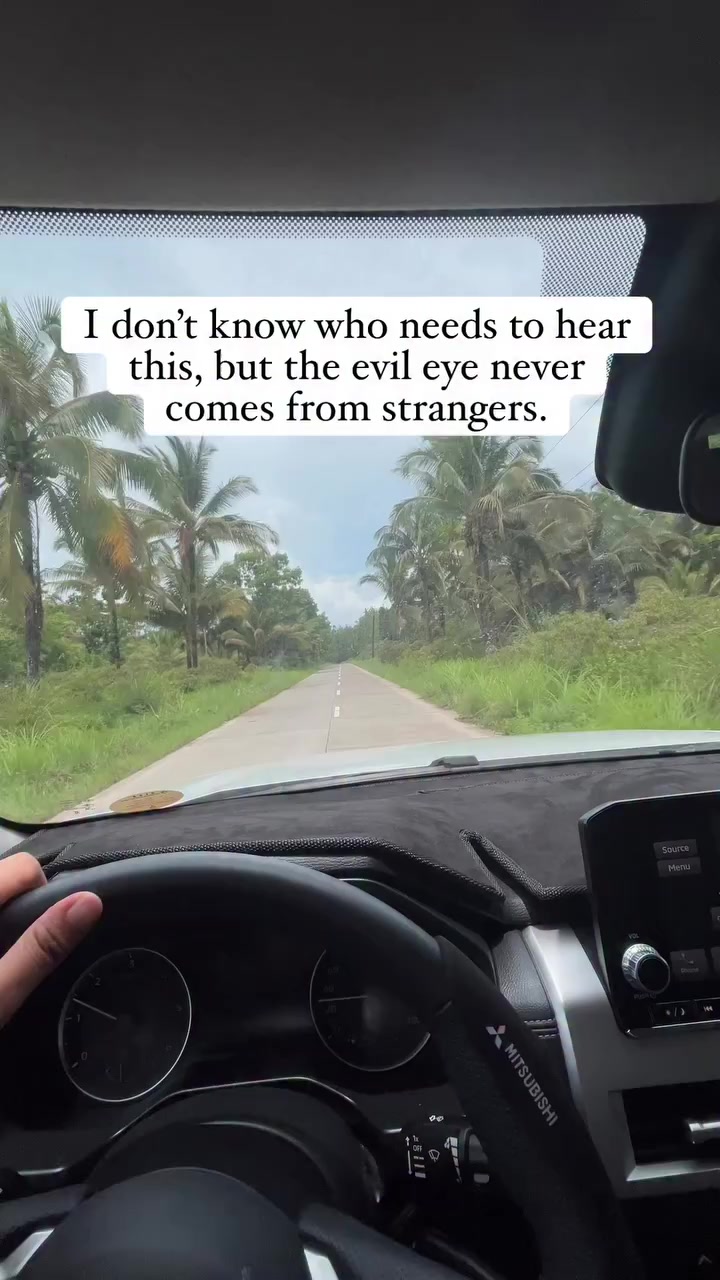 @clingyclair
