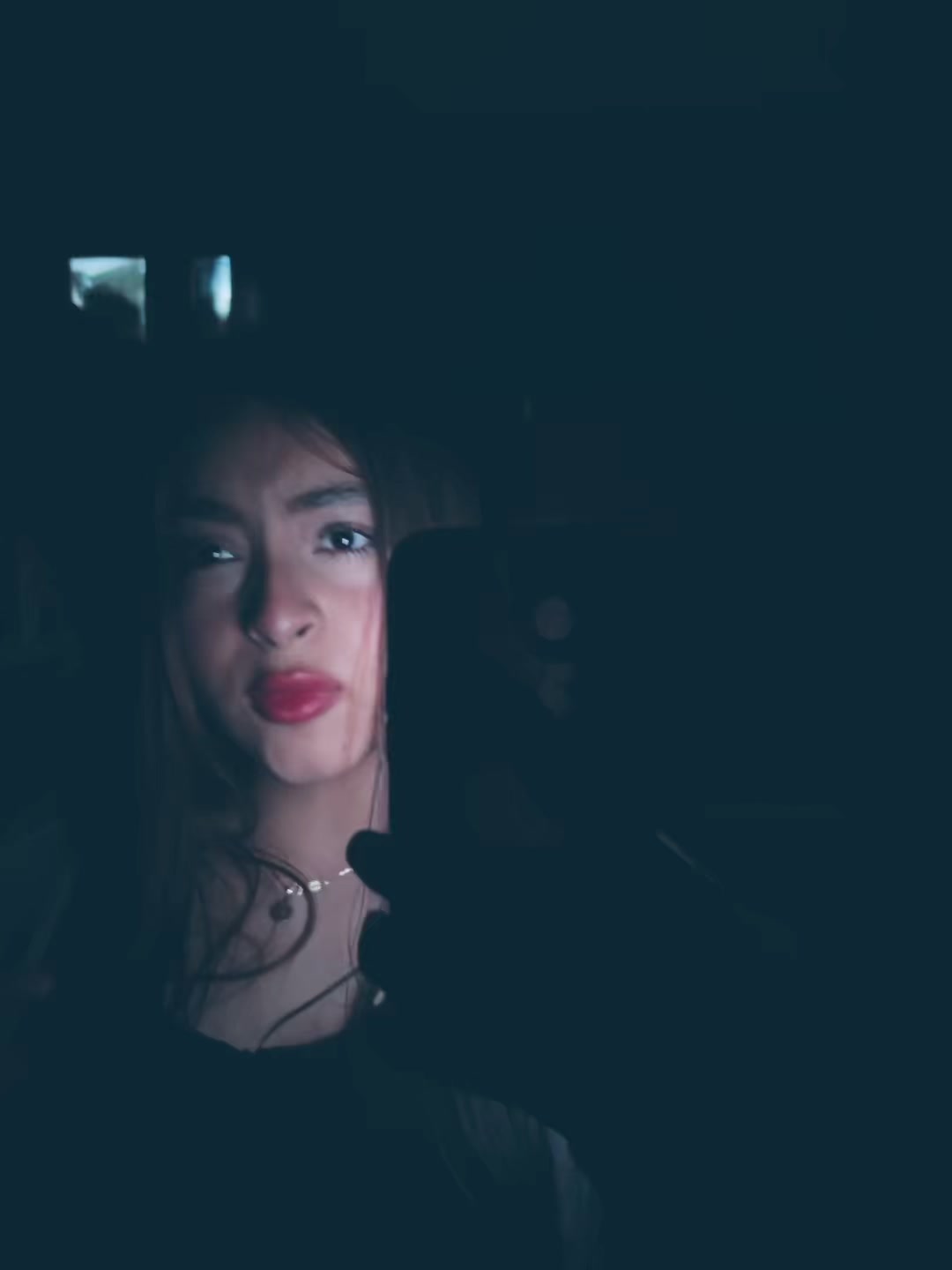 @𝓲