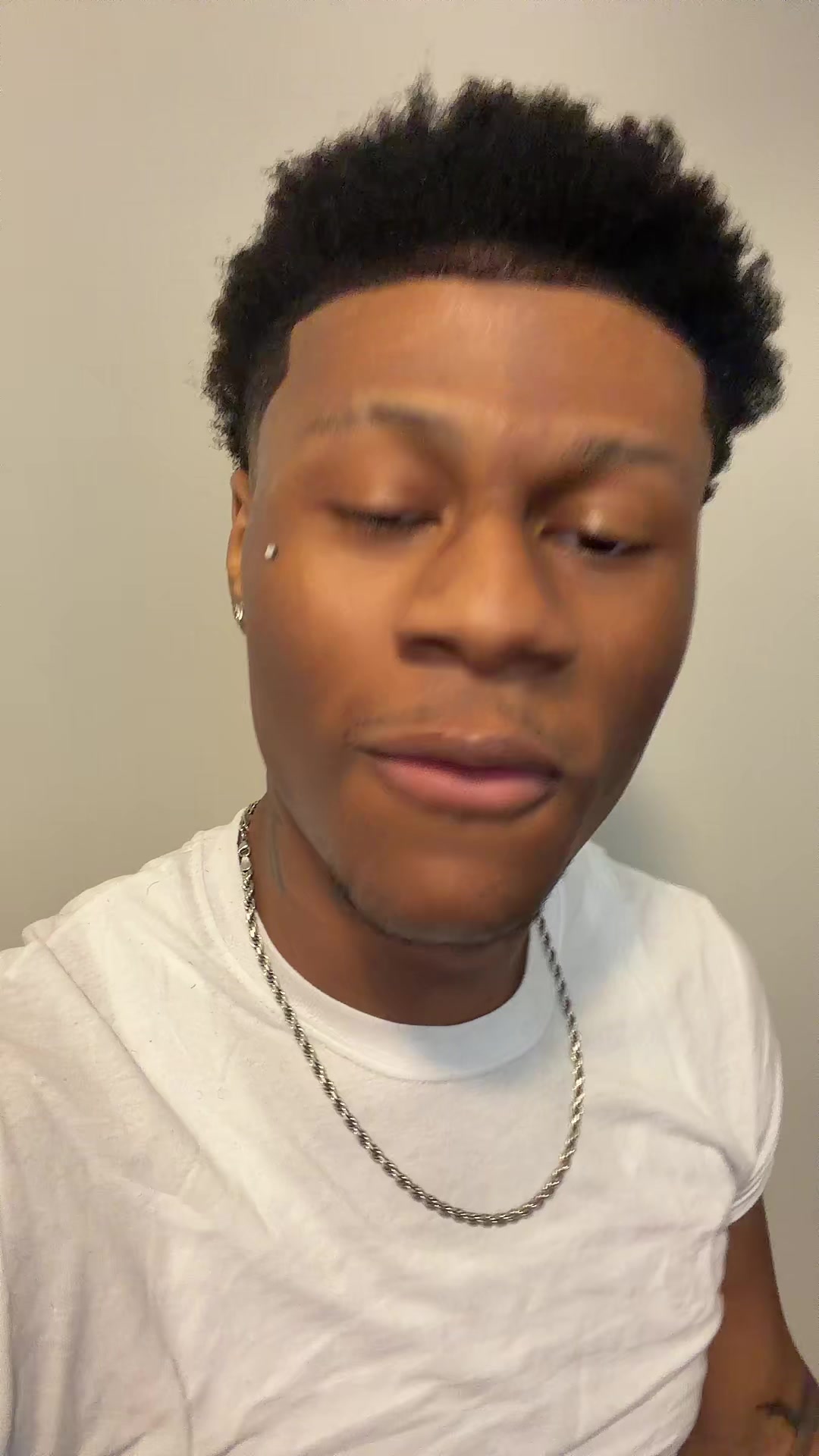 @🕷️