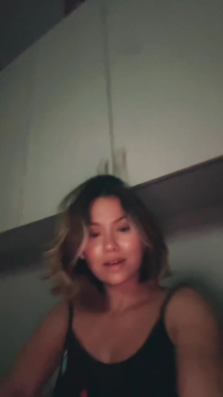 @👸🏼