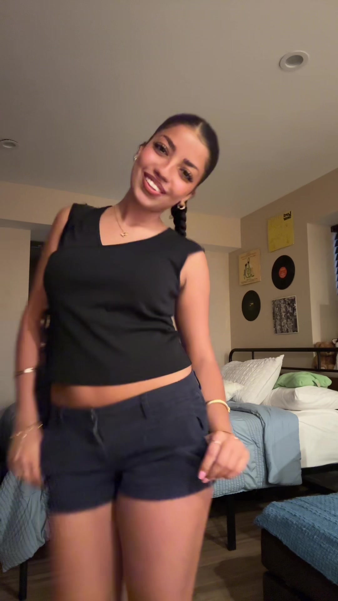 @hala