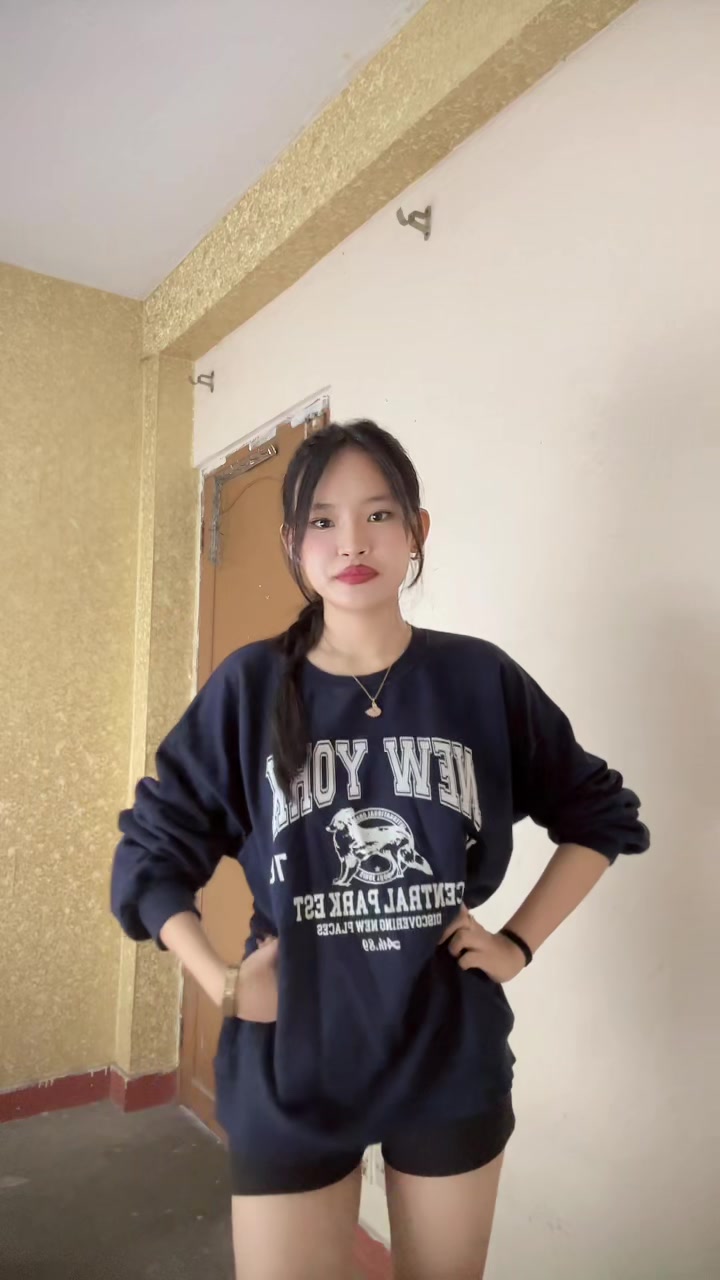 @Kᥫ᭡