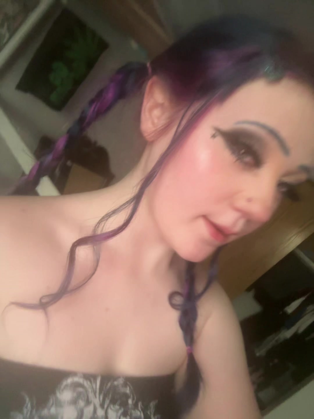 @Buzzballbriseis