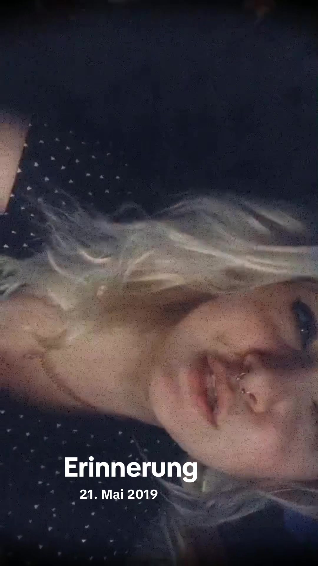 @laura_black