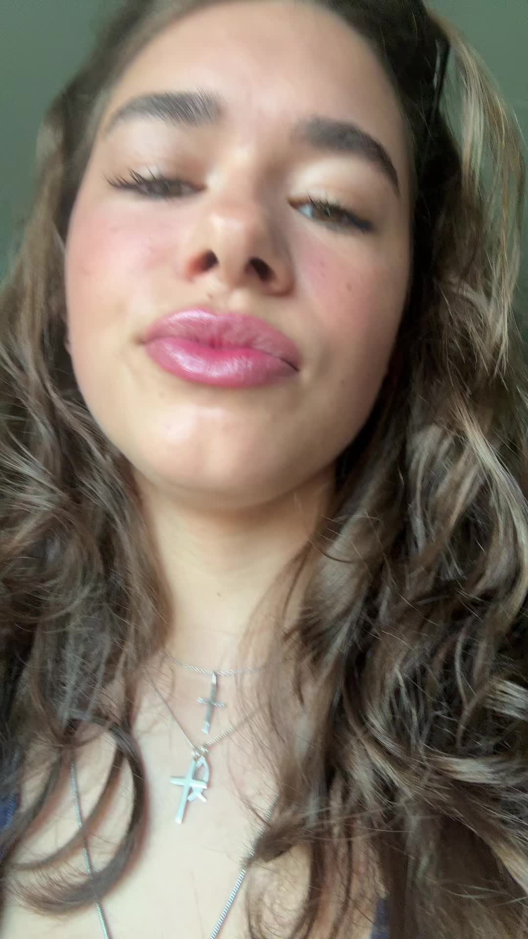 @Elisa