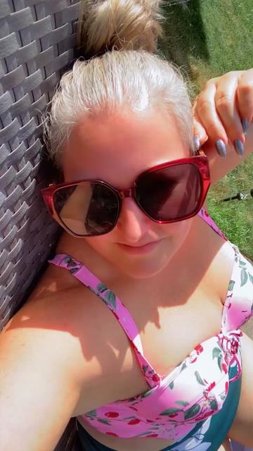 @LuluAngel