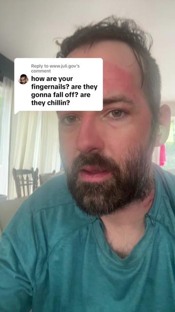 @derek the solarboi ⚡️