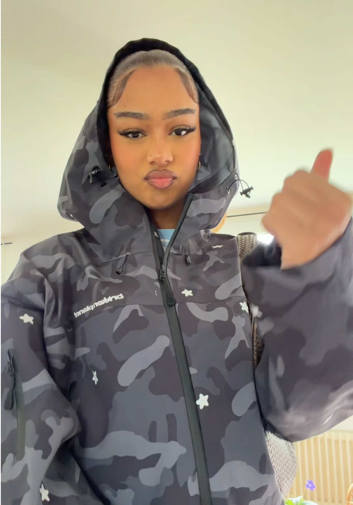 @Me&iuml;mona