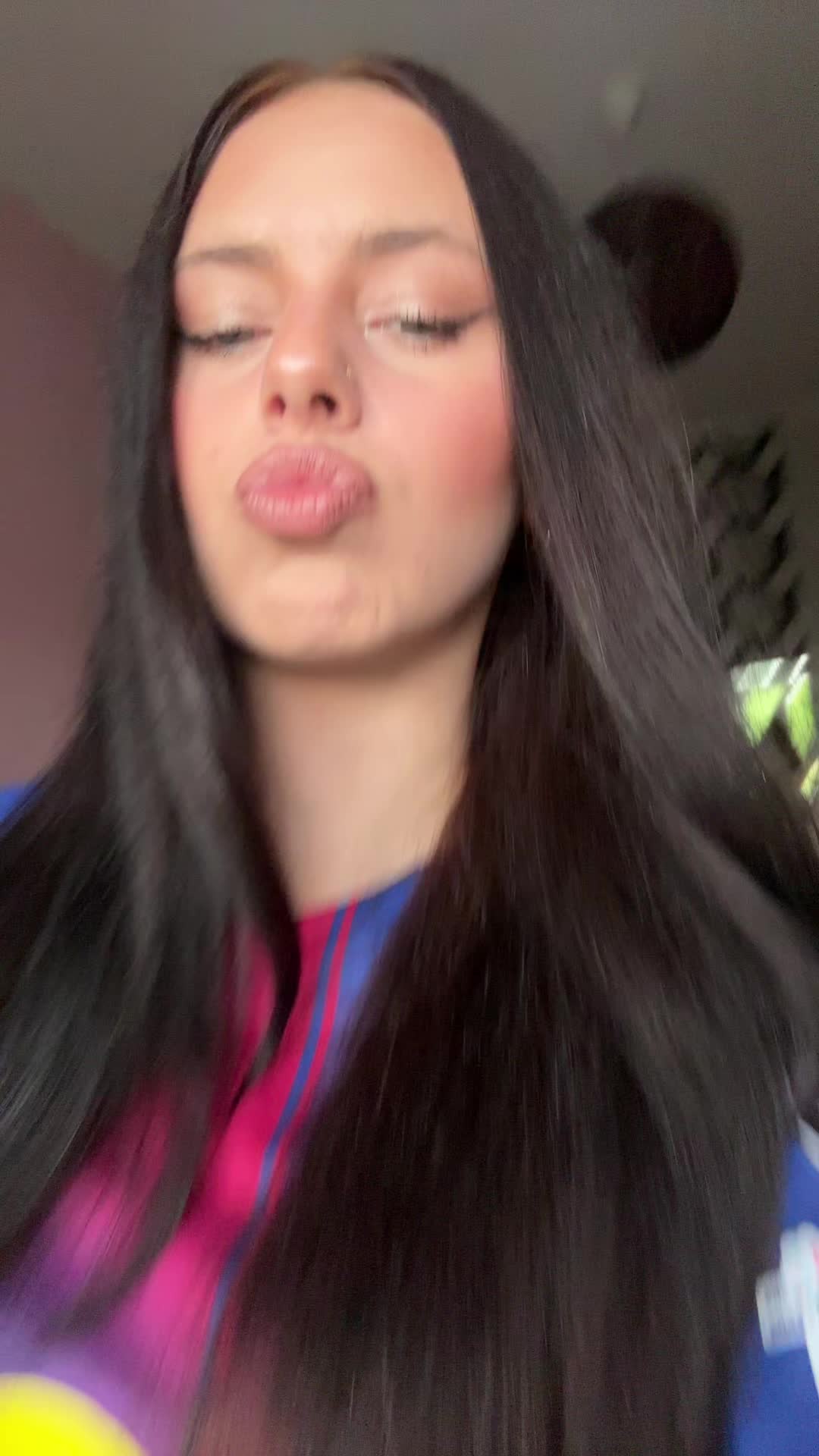 @Kitty💋