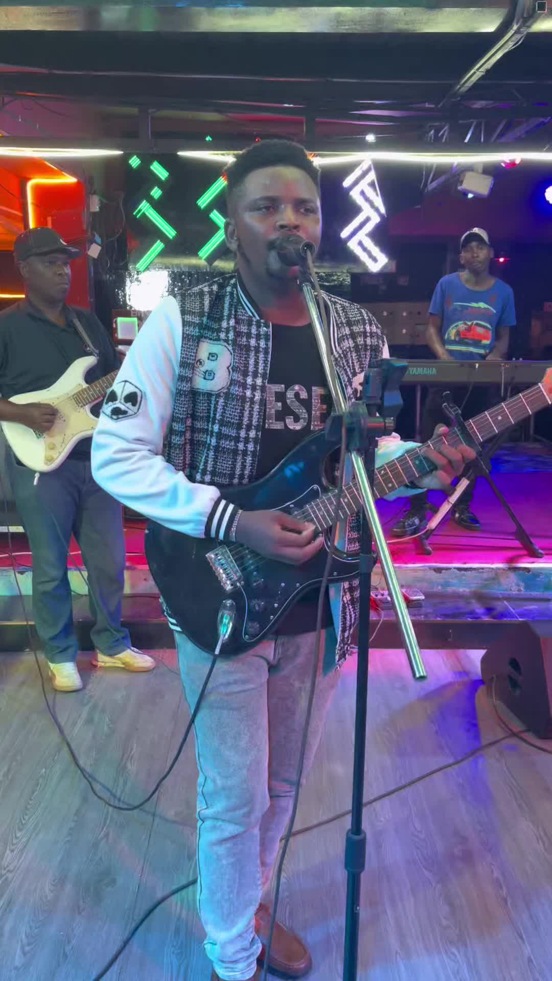 @Jacaranda Sports Bar & Grill
