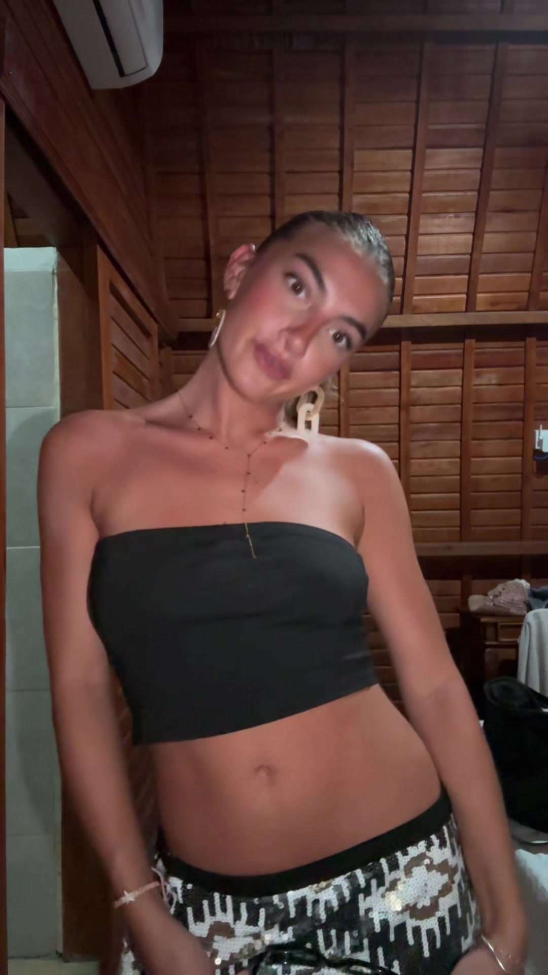 @j