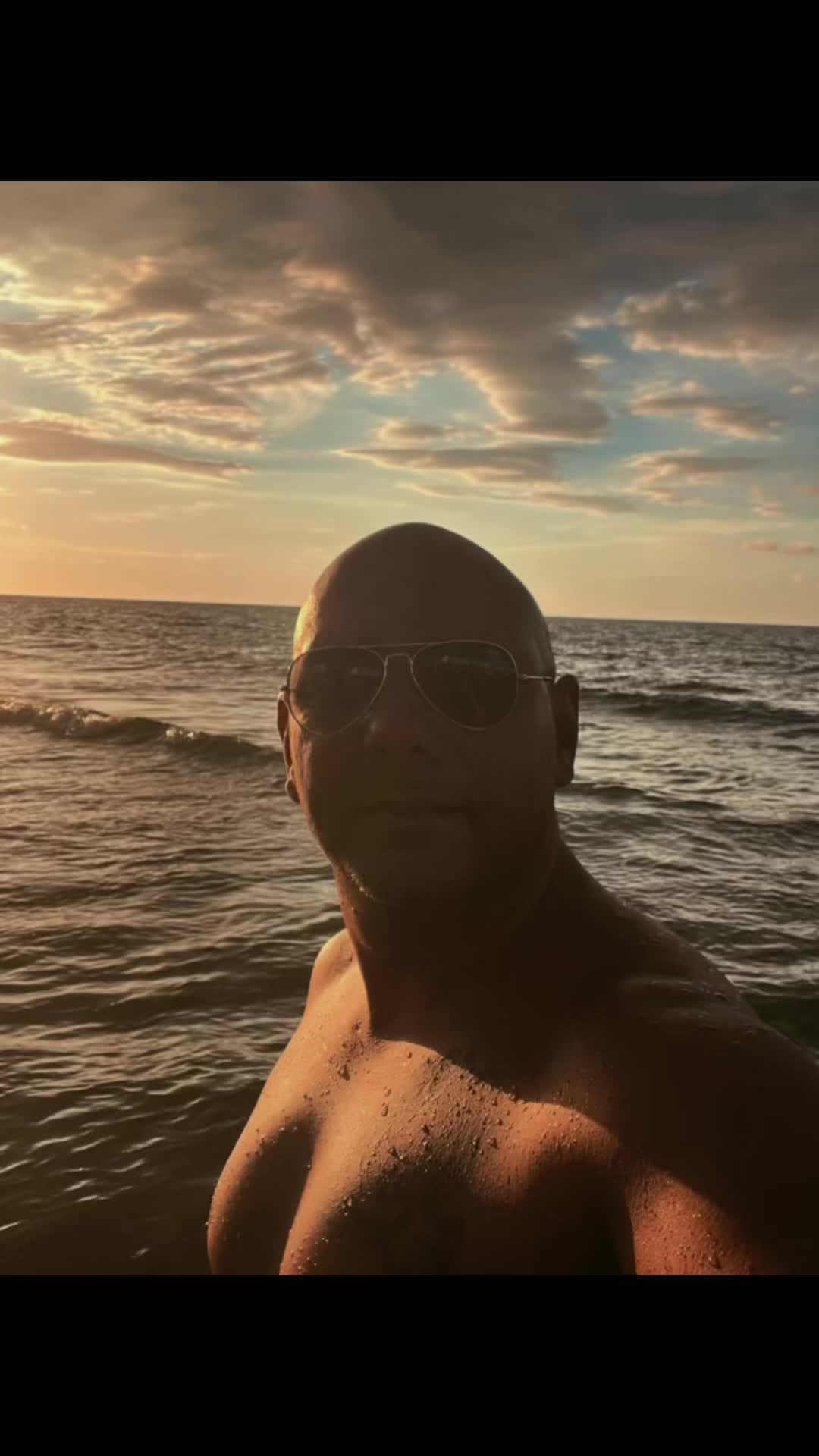 @Tonycrl