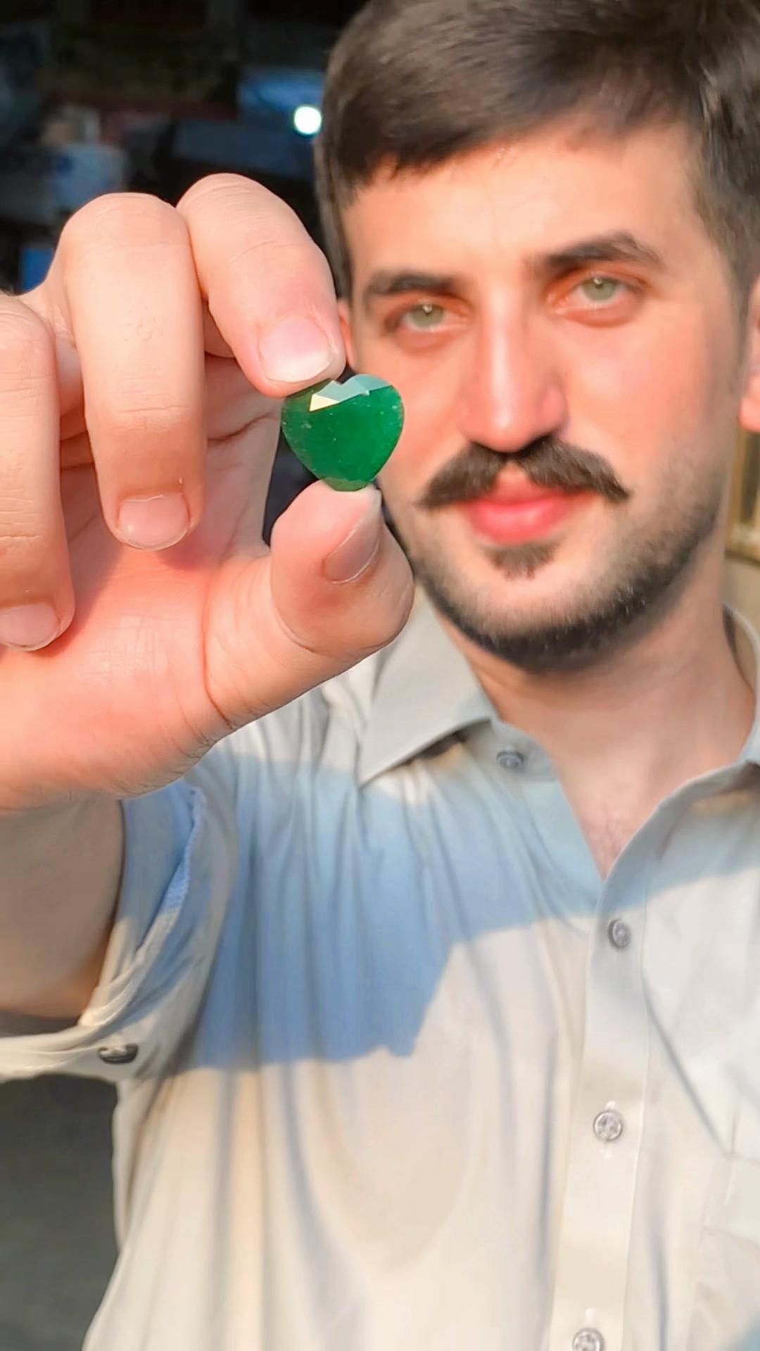 @Noor Gems stone