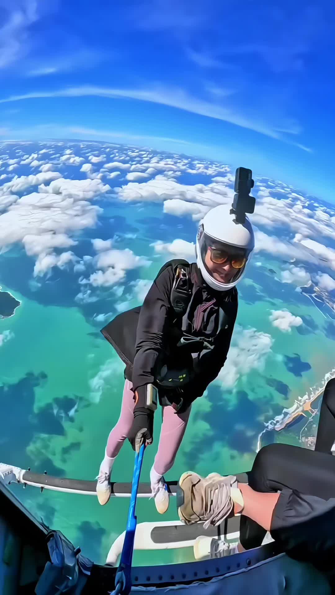 @Sky Vibes