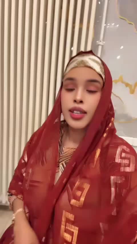@🦋Queen Hani 👸🏻🦊