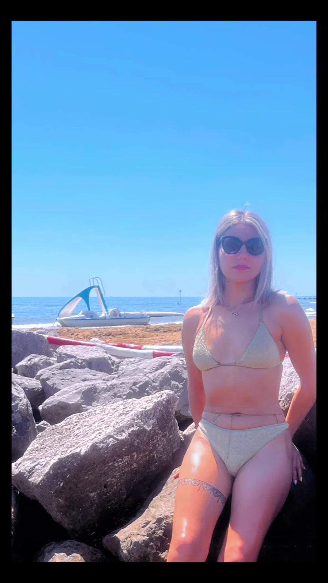 @Alina Lificiu706