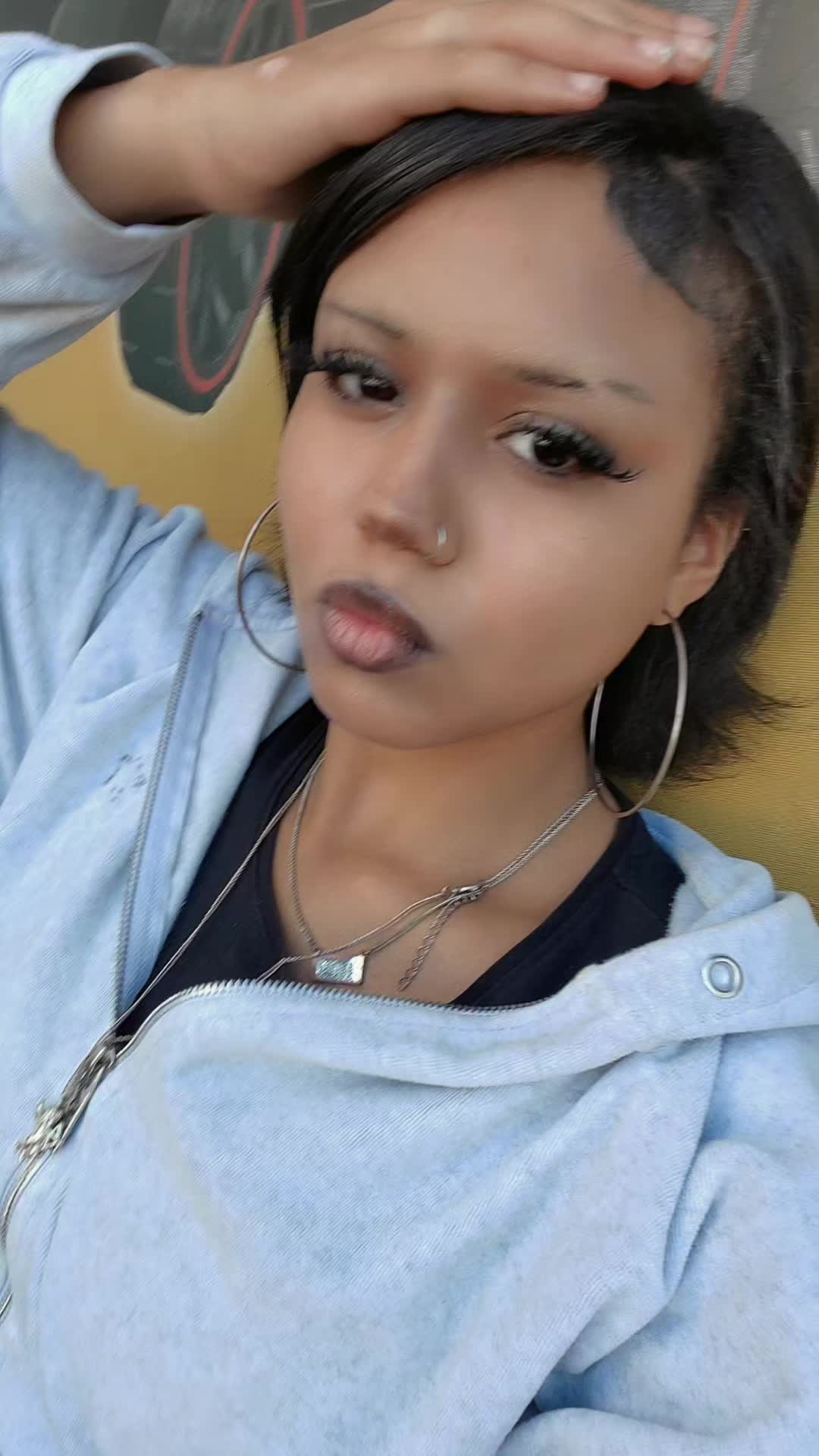 @Rena