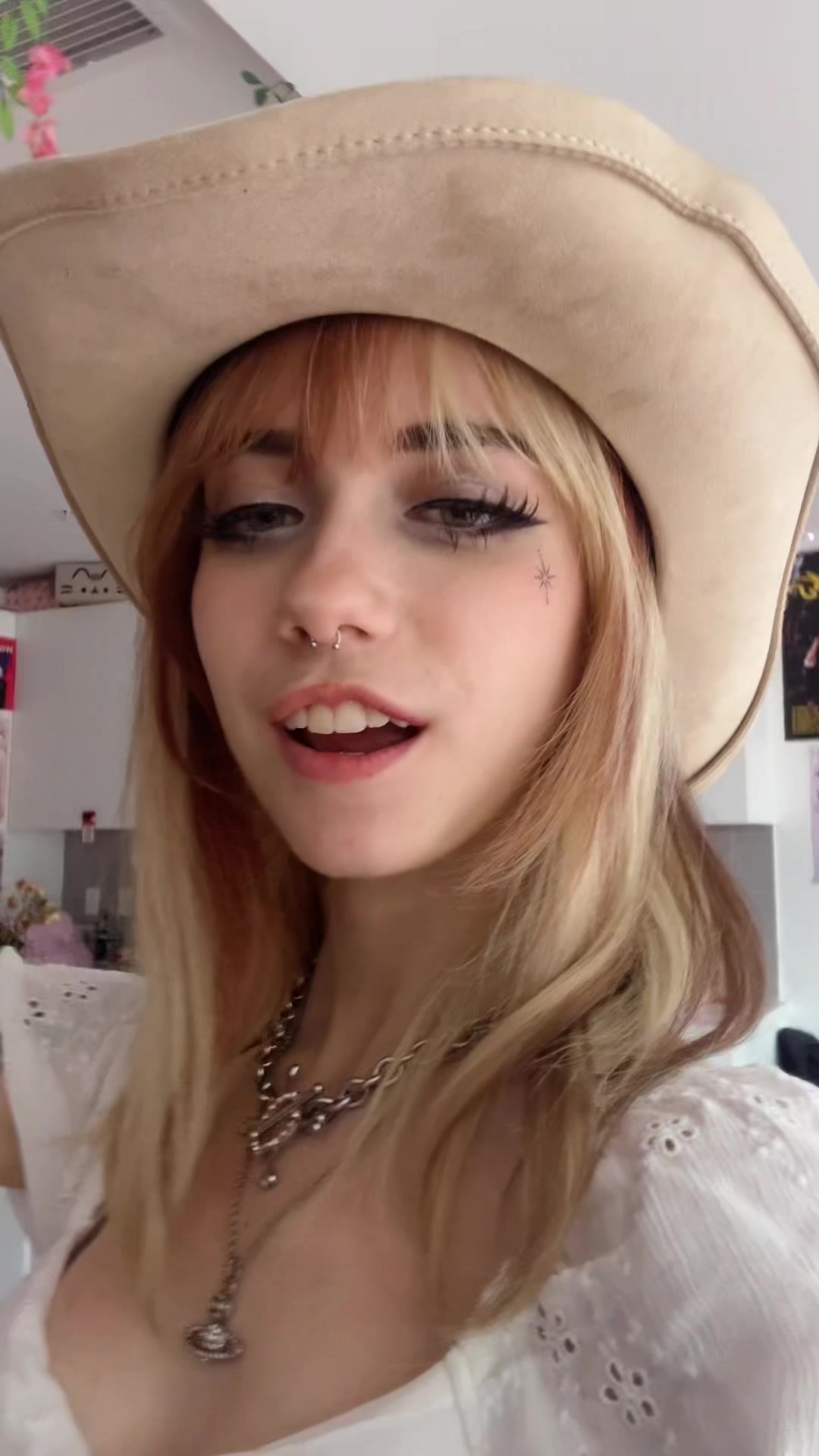@Jade