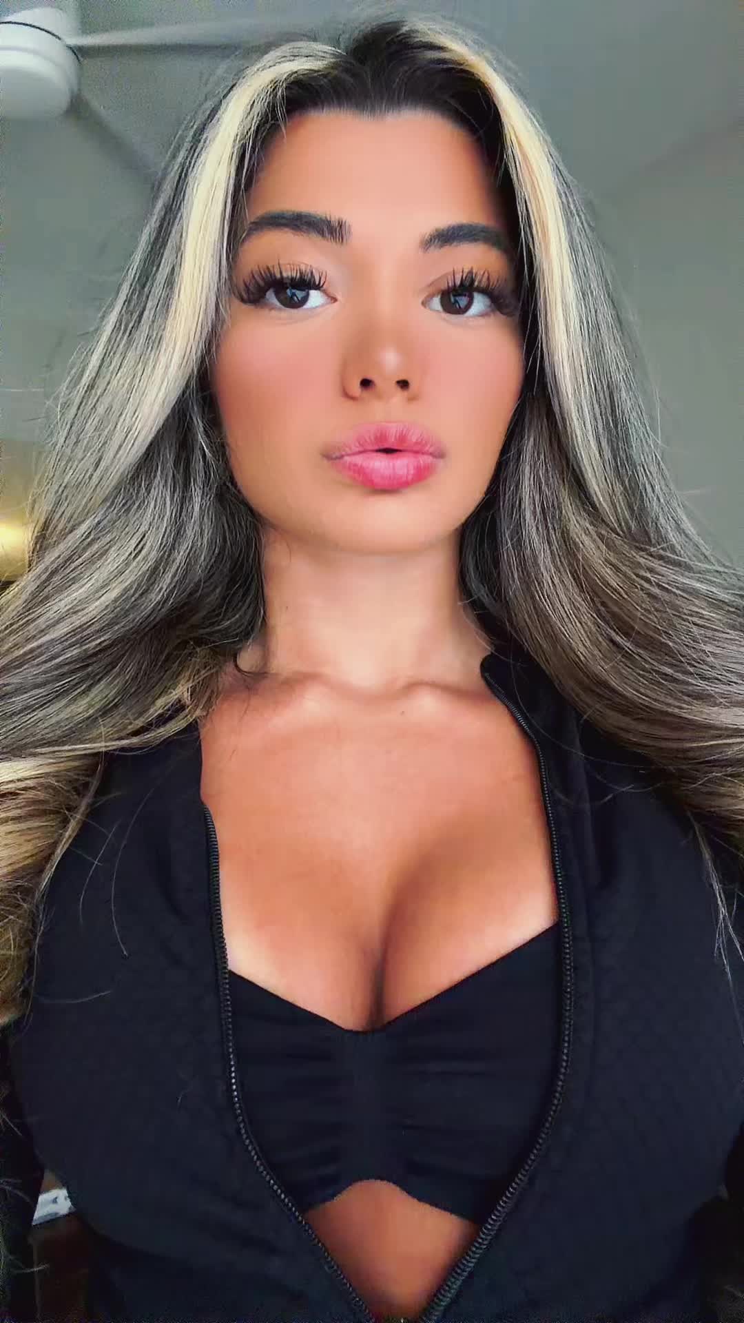 @ellakikirov