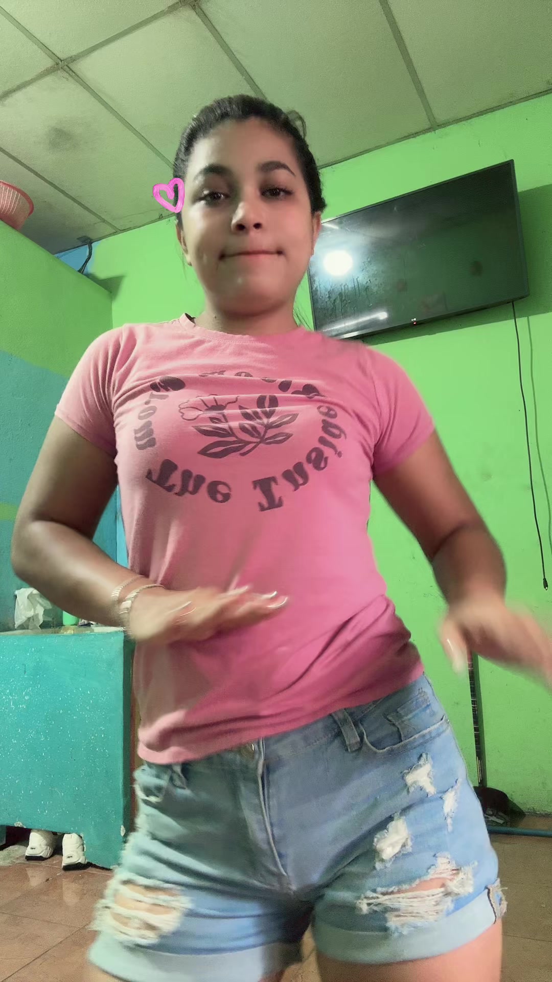@n͎a͎i͎d͎e͎l͎i͎n͎♡