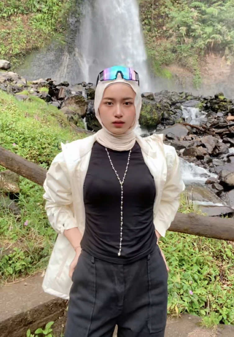 @𝘧𝘳𝘭𝘺𝘯𝘯𝘢.☘︎ ݁˖