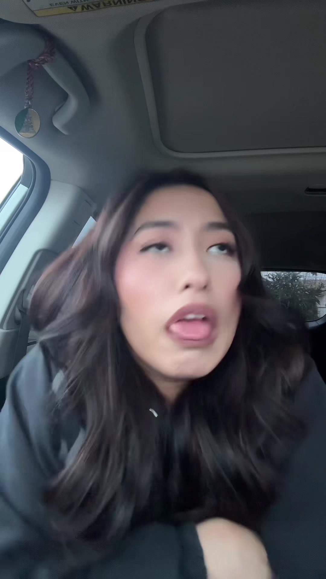 @AsianChickLily