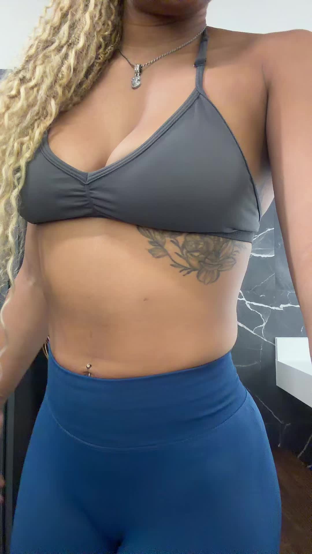 @JessWitDaMess