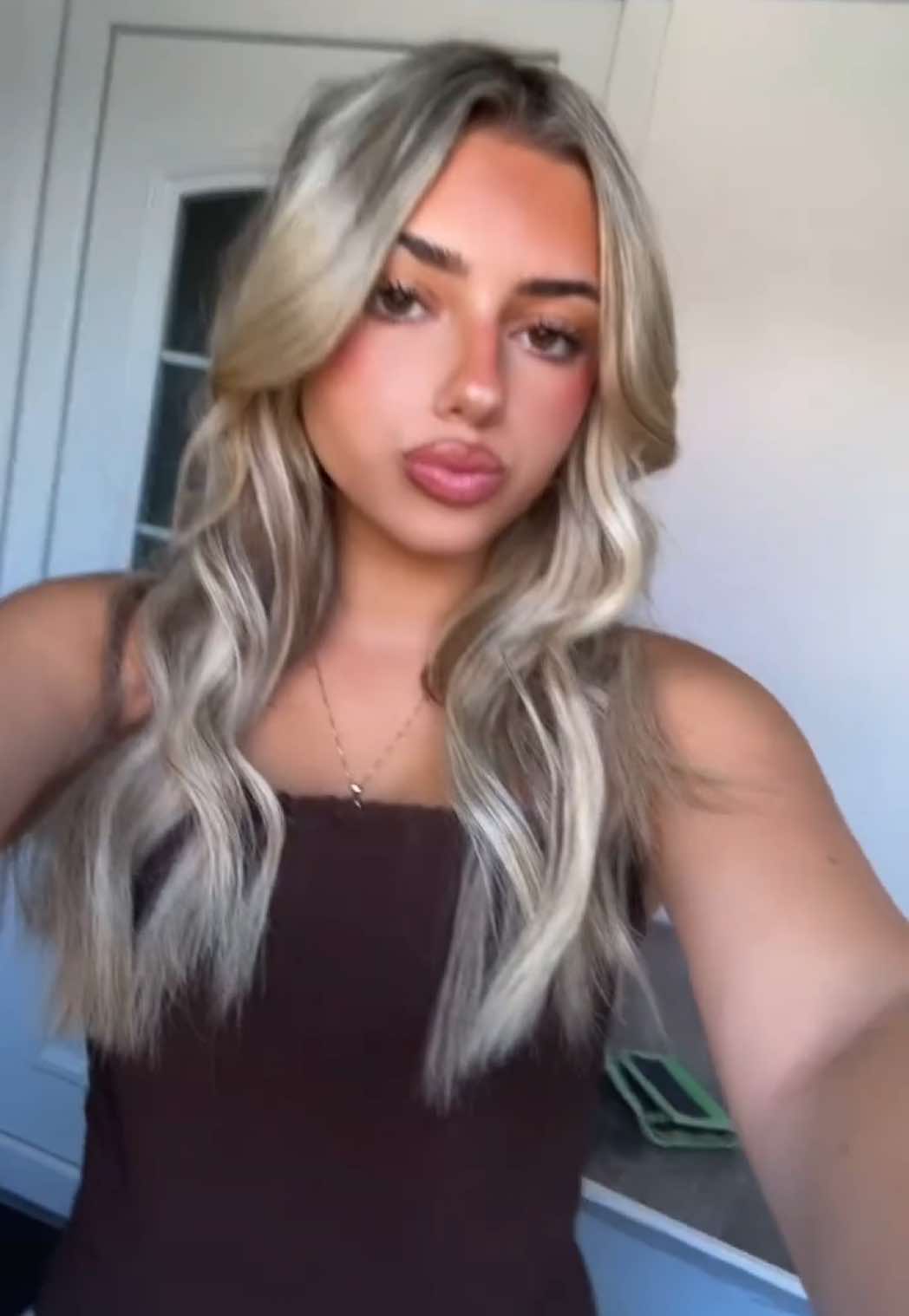 @anika