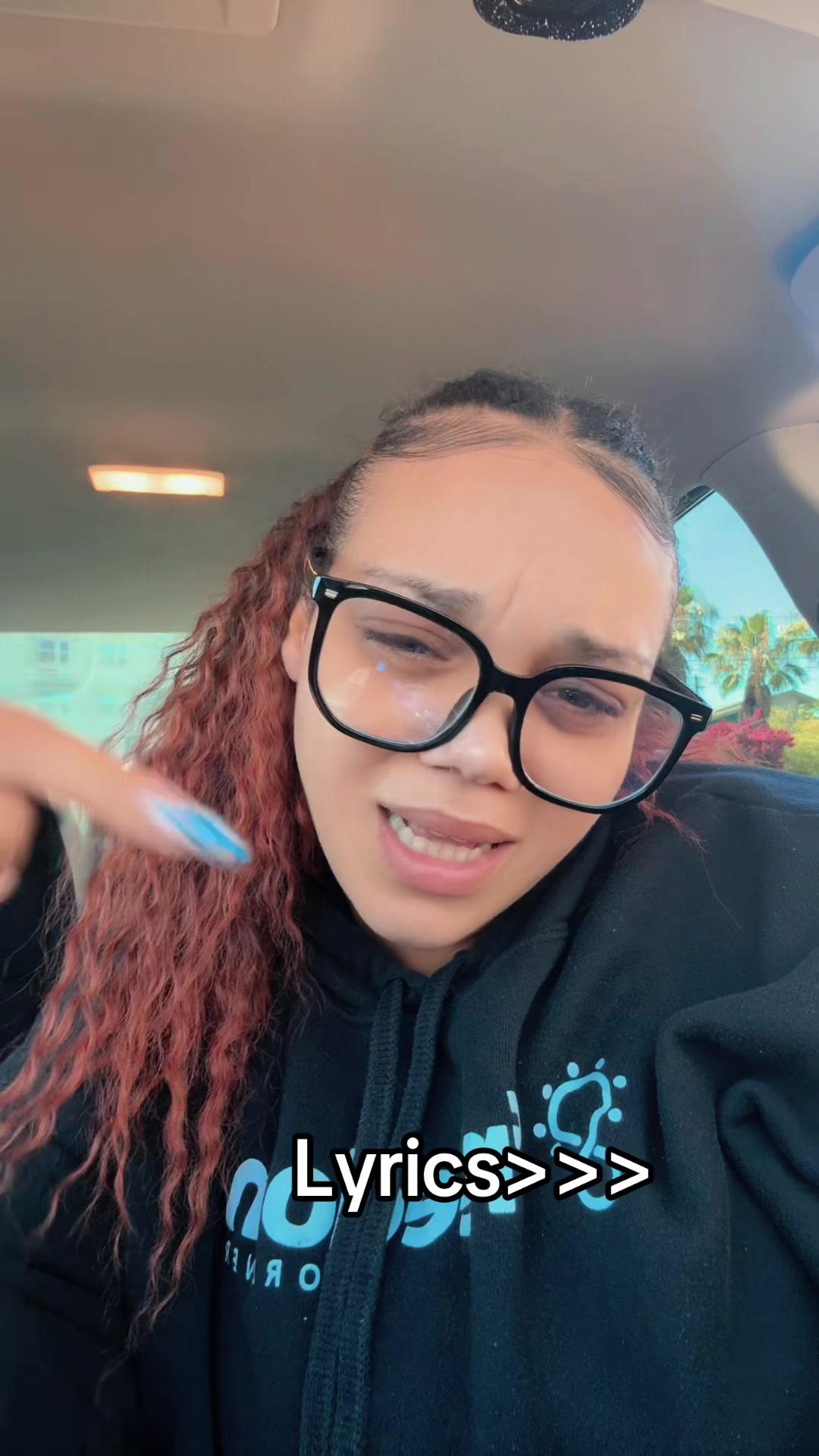 @Livv👑